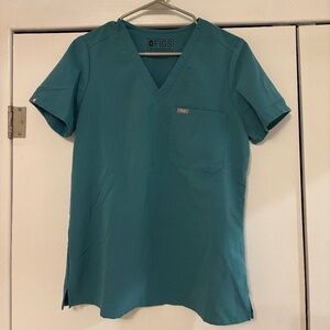 FIGS scrub top size S